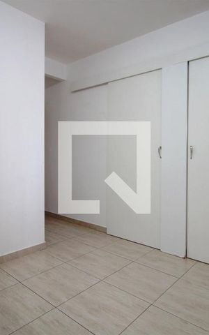 Casa à venda com 372m², 4 quartos e 4 vagasSuite