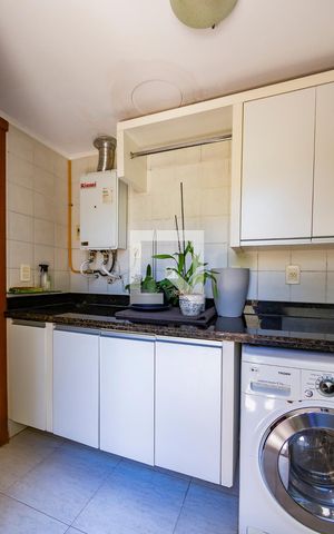 Casa de condomínio à venda com 219m², 3 quartos e 2 vagas Casa de condomínio à venda com 219m², 3 quartos e 2 vagasÁrea de Serviço