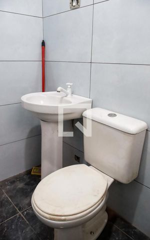 Casa à venda com 188m², 5 quartos e 2 vagasBanheiro