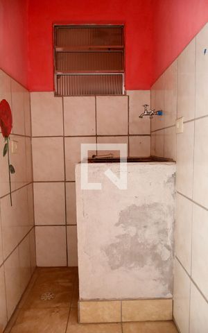 Casa à venda com 188m², 5 quartos e 2 vagasLavanderia