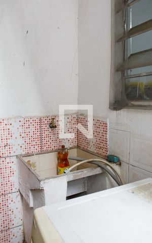 Casa à venda com 188m², 5 quartos e 2 vagasLavanderia