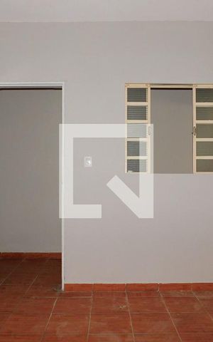 Casa para alugar com 80m², 2 quartos e 1 vagaQuarto 1