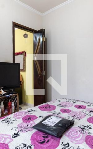 Casa à venda com 300m², 4 quartos e 4 vagas Casa à venda com 300m², 4 quartos e 4 vagasQuarto da Casa 2