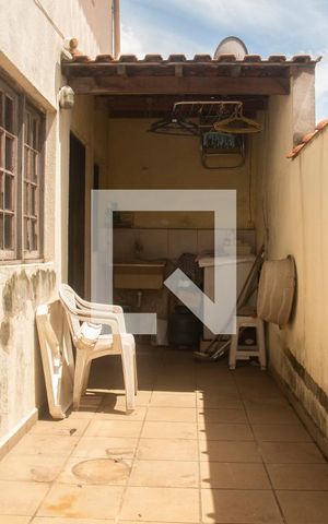 Casa à venda com 142m², 3 quartos e 1 vagaÁrea de Serviço