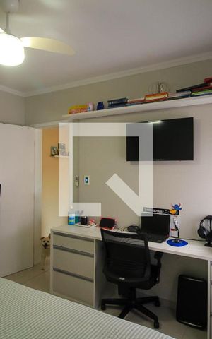 Casa à venda com 144m², 2 quartos e 2 vagas Casa à venda com 144m², 2 quartos e 2 vagasQuarto Suíte