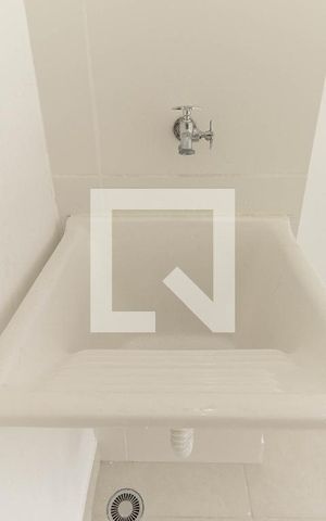 Apartamento para alugar com 32m², 2 quartos e sem vaga Apartamento para alugar com 32m², 2 quartos e sem vagaÁrea de Serviço