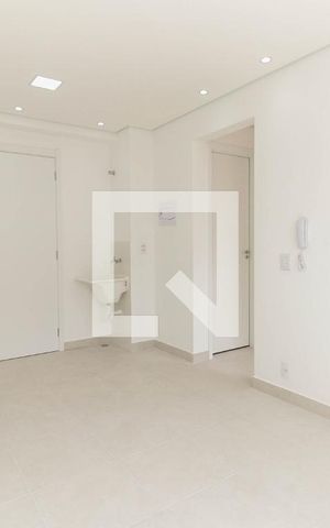 Apartamento para alugar com 32m², 2 quartos e sem vaga Apartamento para alugar com 32m², 2 quartos e sem vagaSala