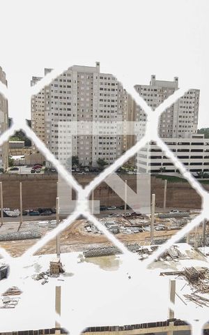 Apartamento para alugar com 32m², 2 quartos e sem vaga Apartamento para alugar com 32m², 2 quartos e sem vagaVista do Quarto 2