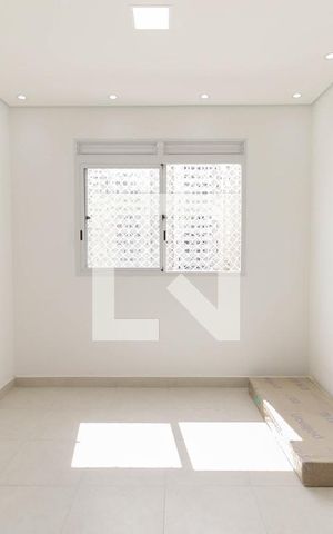 Apartamento para alugar com 32m², 2 quartos e sem vaga Apartamento para alugar com 32m², 2 quartos e sem vagaSala