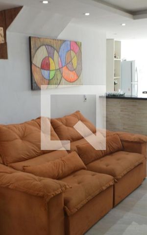 Casa de condomínio à venda com 200m², 1 quarto e 1 vagaSala