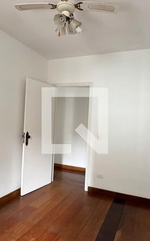 Casa de condomínio à venda com 250m², 4 quartos e sem vaga Casa de condomínio à venda com 250m², 4 quartos e sem vagaQuarto 3