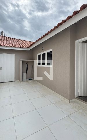 Casa de condomínio à venda com 250m², 4 quartos e sem vaga Casa de condomínio à venda com 250m², 4 quartos e sem vagaCorredor