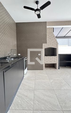 Casa de condomínio à venda com 250m², 4 quartos e sem vaga Casa de condomínio à venda com 250m², 4 quartos e sem vagaChurrasqueira