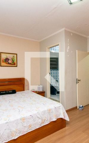 Casa à venda com 355m², 3 quartos e 3 vagas Casa à venda com 355m², 3 quartos e 3 vagasSuíte