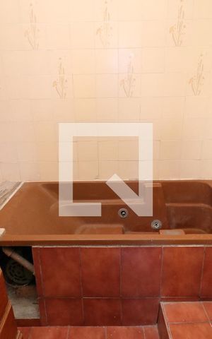 Casa à venda com 295m², 3 quartos e 4 vagasBanheiro da Suíte