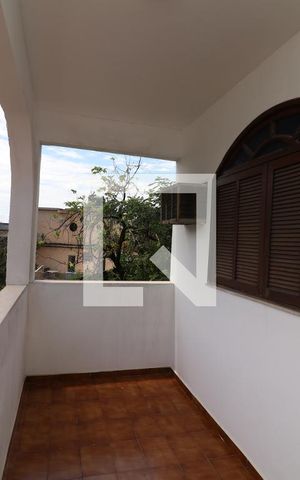 Casa à venda com 295m², 3 quartos e 4 vagasVaranda da Suíte