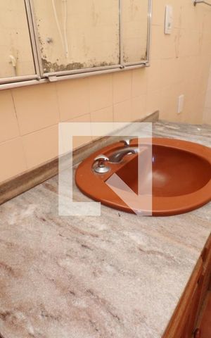 Casa à venda com 295m², 3 quartos e 4 vagasBanheiro da Suíte