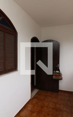 Casa à venda com 295m², 3 quartos e 4 vagasVaranda da Suíte