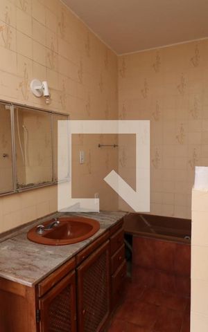 Casa à venda com 295m², 3 quartos e 4 vagasBanheiro da Suíte