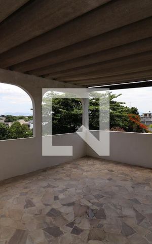 Casa à venda com 295m², 3 quartos e 4 vagasTerraço