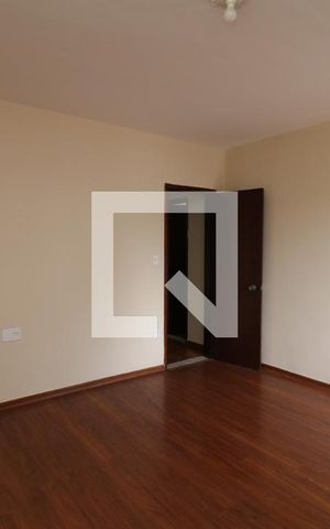 Casa à venda com 295m², 3 quartos e 4 vagasSuíte