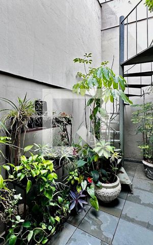 Casa à venda com 90m², 3 quartos e 2 vagas Casa à venda com 90m², 3 quartos e 2 vagasQuintal