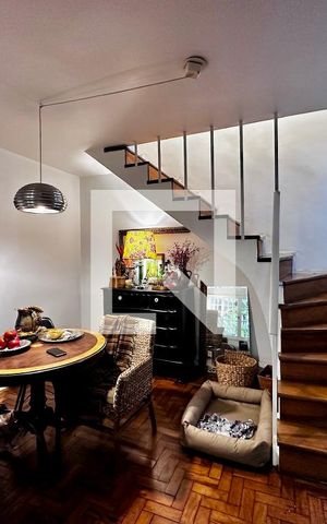 Casa à venda com 90m², 3 quartos e 2 vagas Casa à venda com 90m², 3 quartos e 2 vagasSala