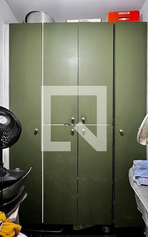 Casa à venda com 90m², 3 quartos e 2 vagas Casa à venda com 90m², 3 quartos e 2 vagasQuarto de Serviço