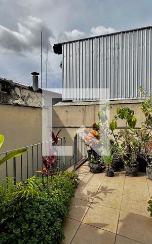 Casa à venda com 90m², 3 quartos e 2 vagas Casa à venda com 90m², 3 quartos e 2 vagasTerraço Quarto 3