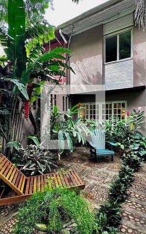 Casa à venda com 90m², 3 quartos e 2 vagas Casa à venda com 90m², 3 quartos e 2 vagasGaragem