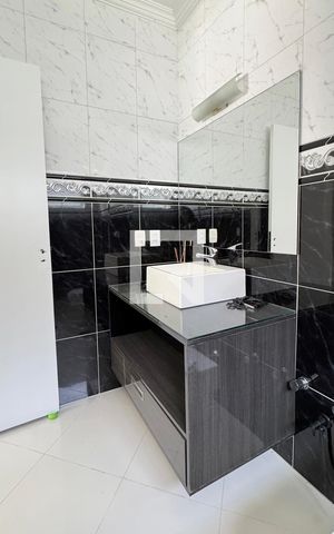 Casa de condomínio à venda com 403m², 4 quartos e 4 vagasBanheiro da Suíte 3