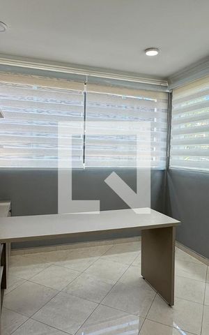 Casa de condomínio à venda com 403m², 4 quartos e 4 vagasEscritório