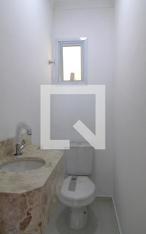 Casa à venda com 100m², 3 quartos e 2 vagasLavabo