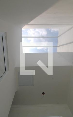 Casa à venda com 100m², 3 quartos e 2 vagasTeto solar