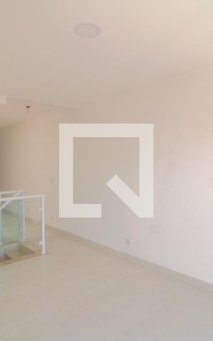 Casa à venda com 100m², 3 quartos e 2 vagasSala