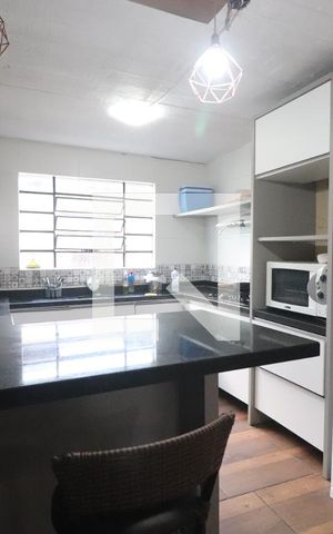Casa à venda com 116m², 2 quartos e 2 vagasCozinha