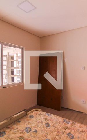 Casa à venda com 600m², 12 quartos e 6 vagas Casa à venda com 600m², 12 quartos e 6 vagasQuarto 1