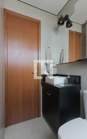 Apartamento para alugar com 66m², 2 quartos e sem vagaBanheiro