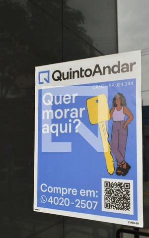 Apartamento à venda com 62m², 2 quartos e 1 vagaPlaquinha
