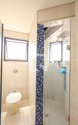 Apartamento à venda com 130m², 3 quartos e 2 vagas Apartamento à venda com 130m², 3 quartos e 2 vagasBanheiro