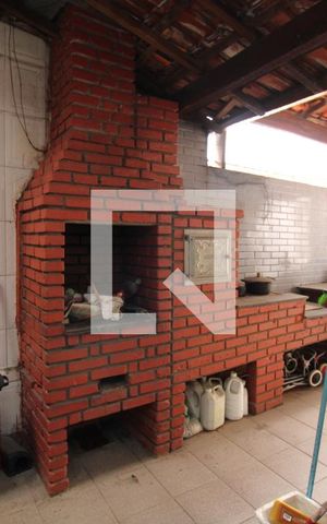 Casa à venda com 100m², 3 quartos e 1 vagaÁrea de Serviço