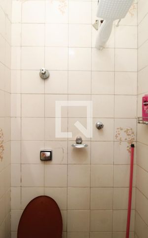 Casa à venda com 100m², 3 quartos e 1 vagaBanheiro 2