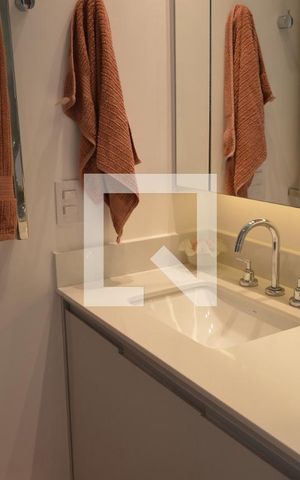 Apartamento à venda com 104m², 2 quartos e 2 vagasBanheiro da Suíte 2
