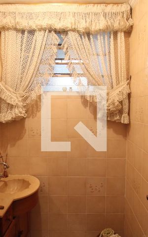 Casa à venda com 152m², 3 quartos e 1 vagaLavabo
