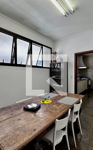 Apartamento à venda com 195m², 4 quartos e 4 vagas Apartamento à venda com 195m², 4 quartos e 4 vagasCopa
