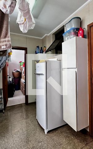 Apartamento à venda com 195m², 4 quartos e 4 vagas Apartamento à venda com 195m², 4 quartos e 4 vagasÁrea de Serviço
