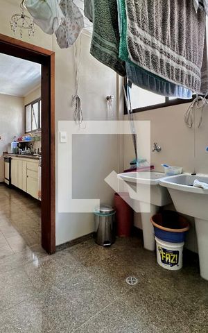 Apartamento à venda com 195m², 4 quartos e 4 vagas Apartamento à venda com 195m², 4 quartos e 4 vagasÁrea de Serviço
