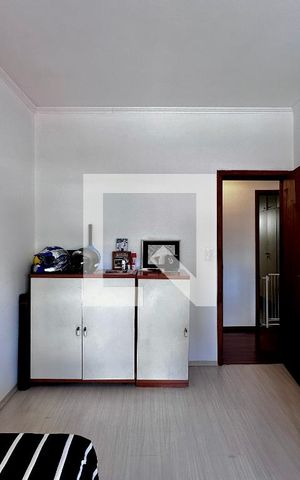Apartamento à venda com 195m², 4 quartos e 4 vagas Apartamento à venda com 195m², 4 quartos e 4 vagasQuarto 4