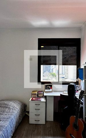Apartamento à venda com 195m², 4 quartos e 4 vagas Apartamento à venda com 195m², 4 quartos e 4 vagasSuíte 2