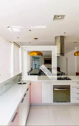 Apartamento à venda com 195m², 4 quartos e 4 vagas Apartamento à venda com 195m², 4 quartos e 4 vagasSalão de Festas